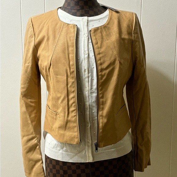Walter Baker Cropped Faux Leathe Jacket Mocha - Picture 7 of 8